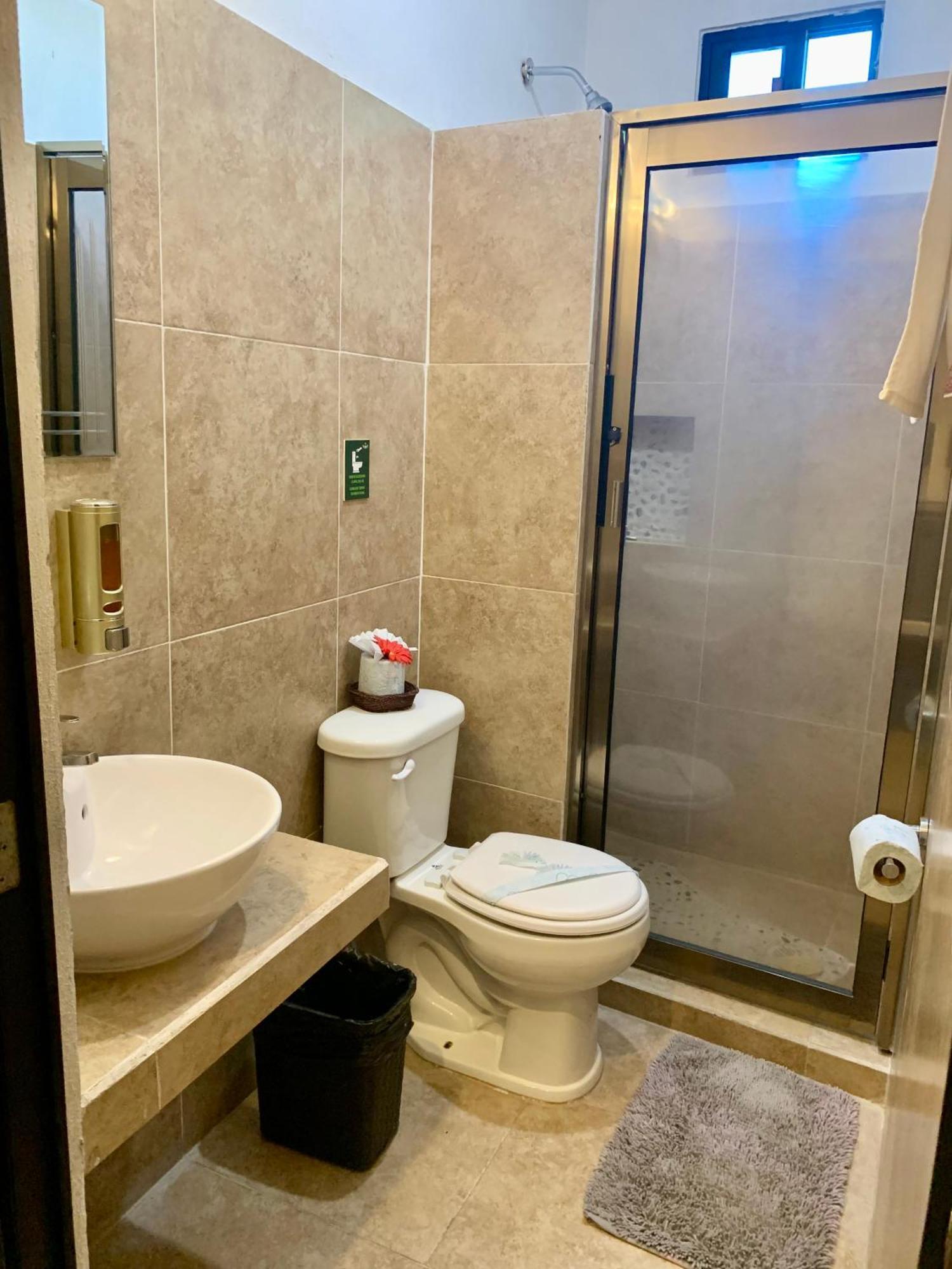Hotel La Casa Del Capi جزيرة هول بوكس المظهر الخارجي الصورة